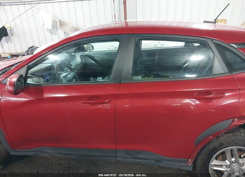 2021 HYUNDAI KONA SE VIN: KM8K12AA8MU643246