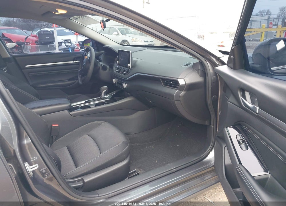 2021 NISSAN ALTIMA SV FWD VIN: 1N4BL4DV0MN411295