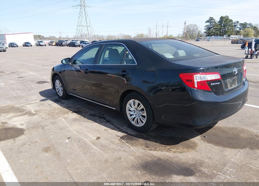 2013 TOYOTA CAMRY LE VIN: 4T1BF1FK0DU653640
