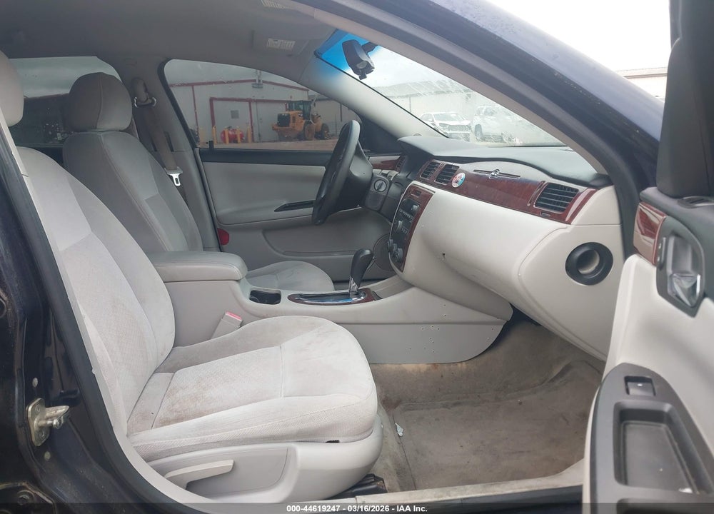 2008 CHEVROLET IMPALA LS VIN: 2G1WB58K181281774