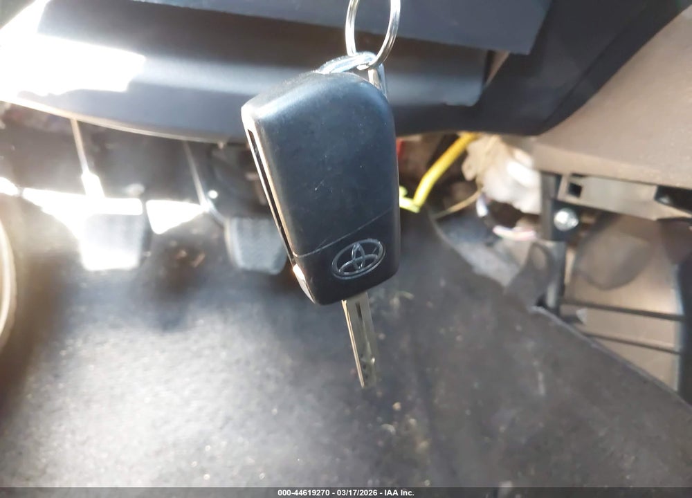 2017 TOYOTA COROLLA IM VIN: JTNKARJE2HJ540679