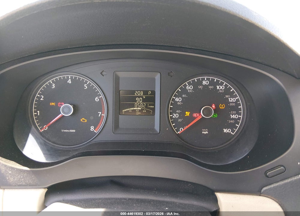2011 VOLKSWAGEN JETTA 2.5L SE VIN: 3VWDZ7AJ1BM307987