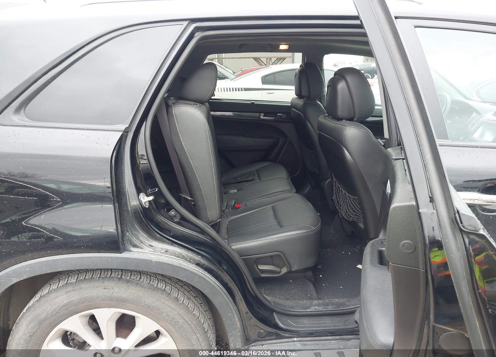 2014 KIA SORENTO EX V6 VIN: 5XYKUDA74EG428266
