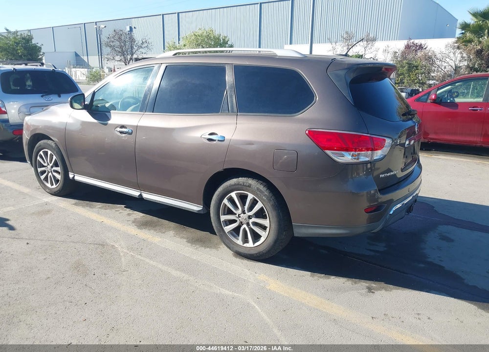 2015 NISSAN PATHFINDER SV VIN: 5N1AR2MN9FC645924