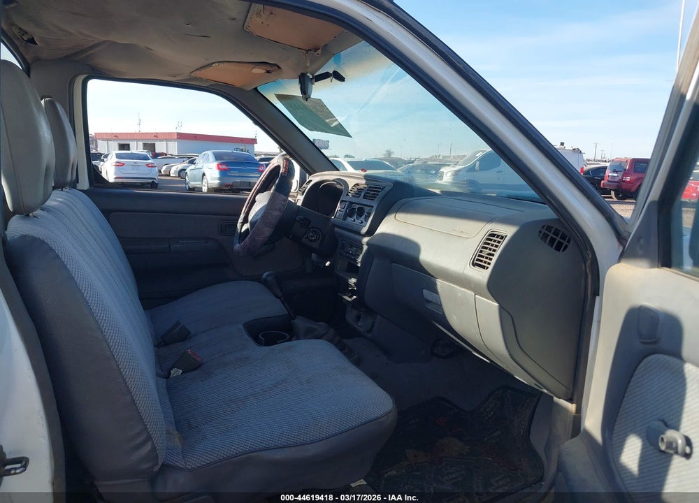 2000 NISSAN FRONTIER XE VIN: 1N6DD21S1YC434906