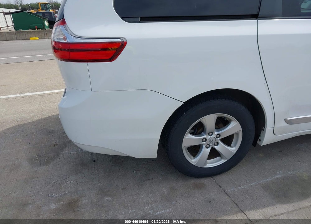 2015 TOYOTA SIENNA LE 8 PASSENGER VIN: 5TDKK3DC9FS545838