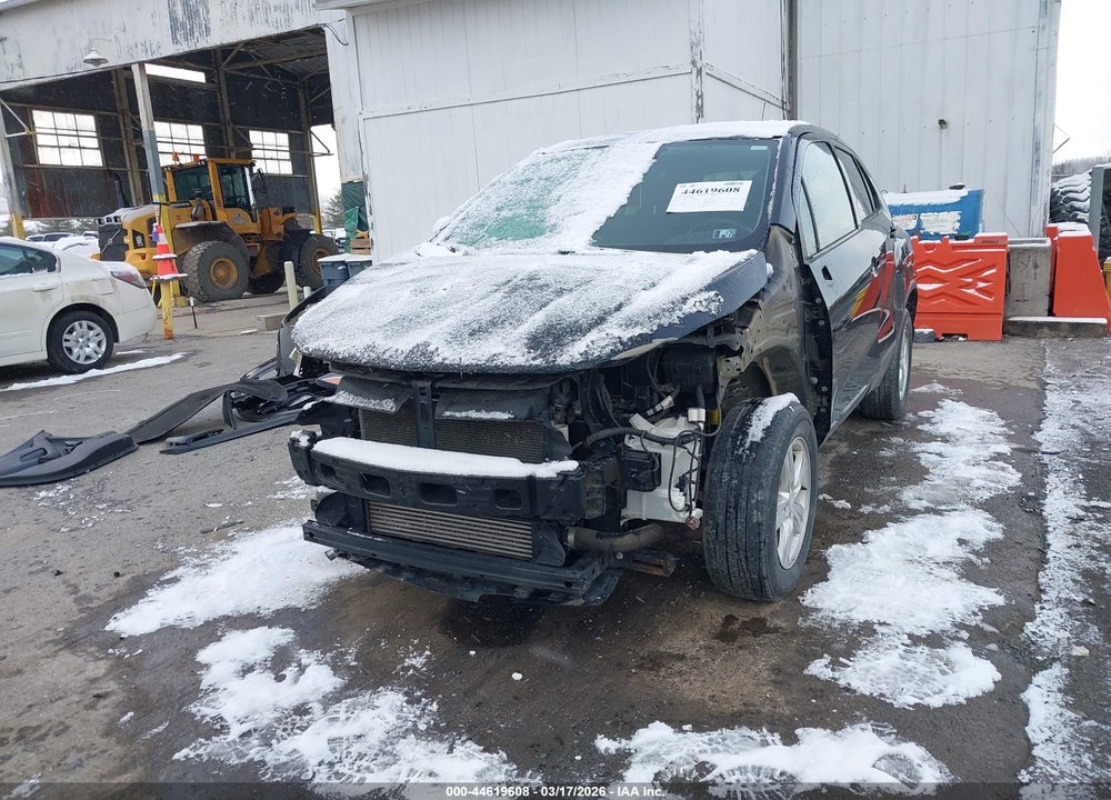 2019 CHEVROLET TRAX LS VIN: 3GNCJNSB5KL312432