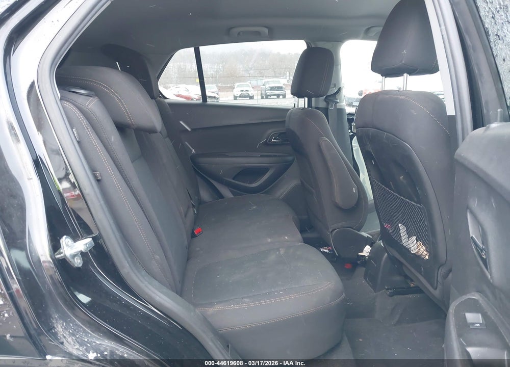 2019 CHEVROLET TRAX LS VIN: 3GNCJNSB5KL312432