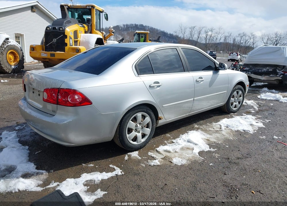 2007 KIA OPTIMA LX VIN: KNAGE123X75121657