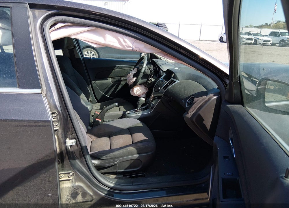 2015 CHEVROLET CRUZE 1LT AUTO VIN: 1G1PC5SB2F7167003