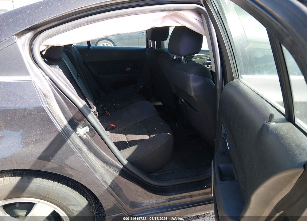 2015 CHEVROLET CRUZE 1LT AUTO VIN: 1G1PC5SB2F7167003