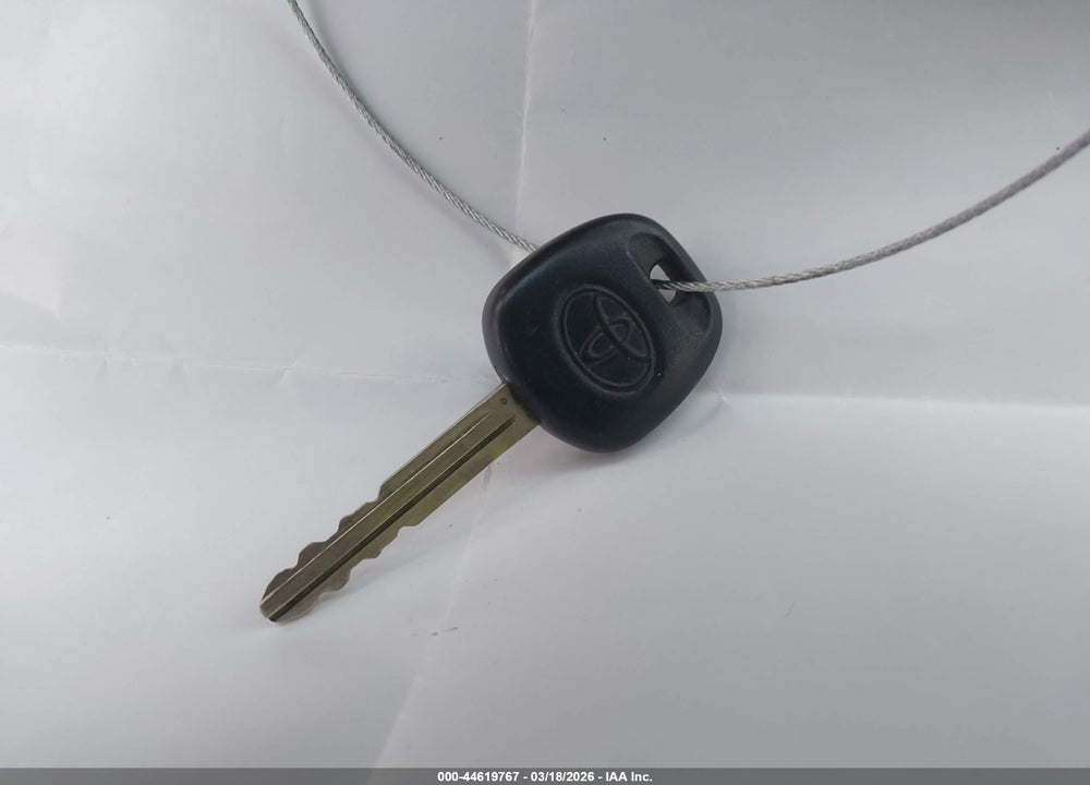 2004 TOYOTA CAMRY LE V6 VIN: 4T1BF32K24U579476