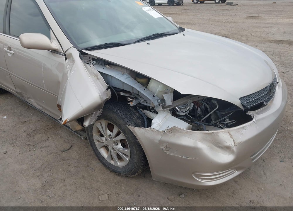 2004 TOYOTA CAMRY LE V6 VIN: 4T1BF32K24U579476