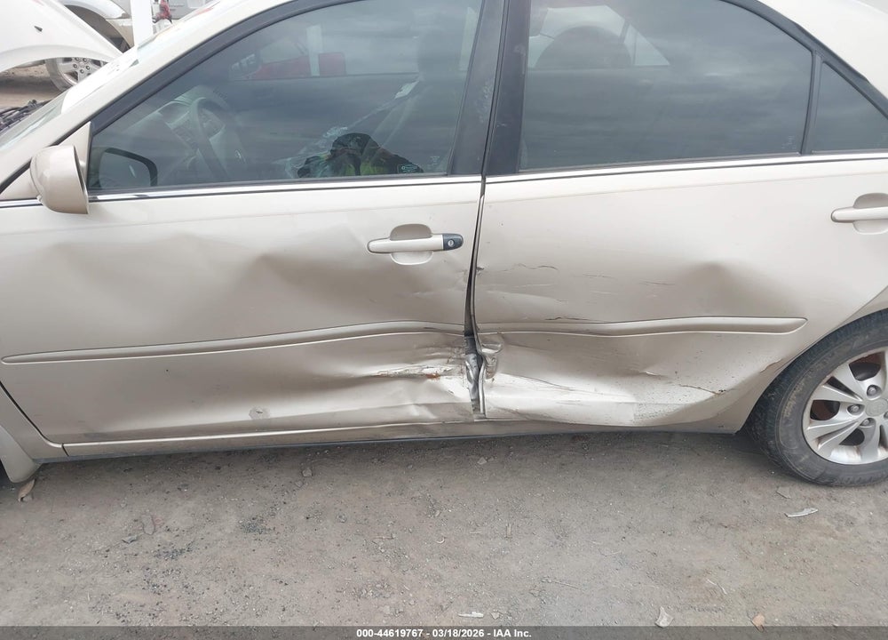 2004 TOYOTA CAMRY LE V6 VIN: 4T1BF32K24U579476