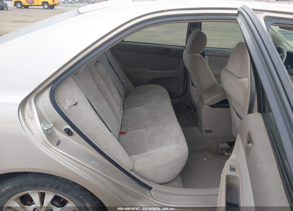 2004 TOYOTA CAMRY LE V6 VIN: 4T1BF32K24U579476