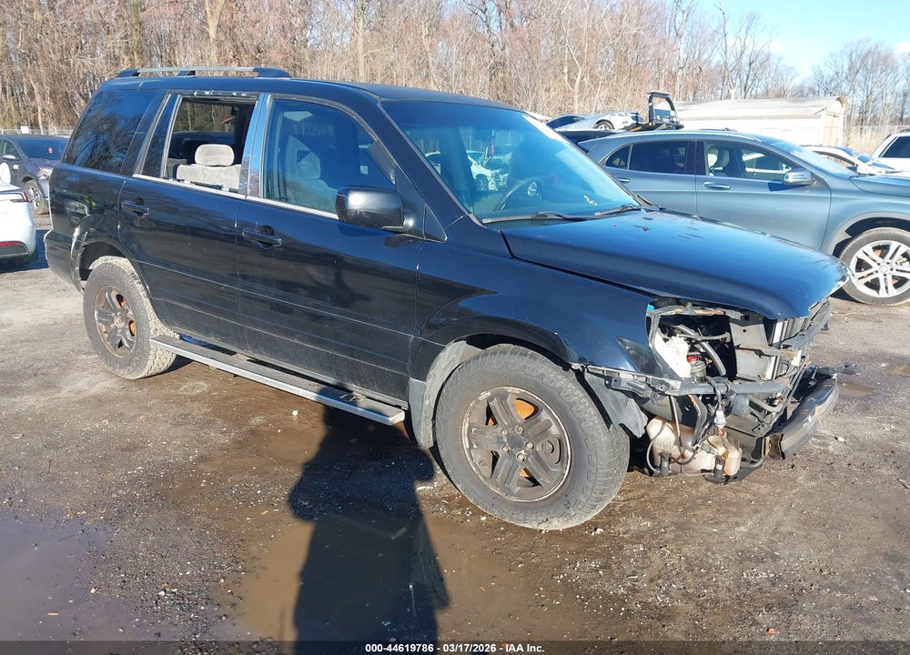 2005 HONDA PILOT EX VIN: 5FNYF18445B056014