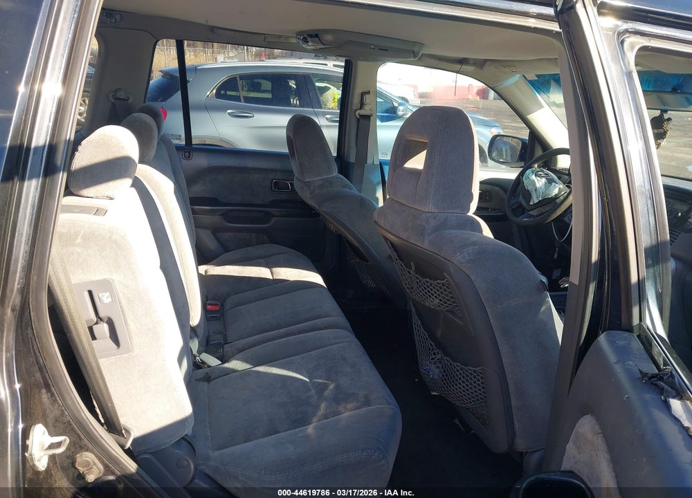2005 HONDA PILOT EX VIN: 5FNYF18445B056014