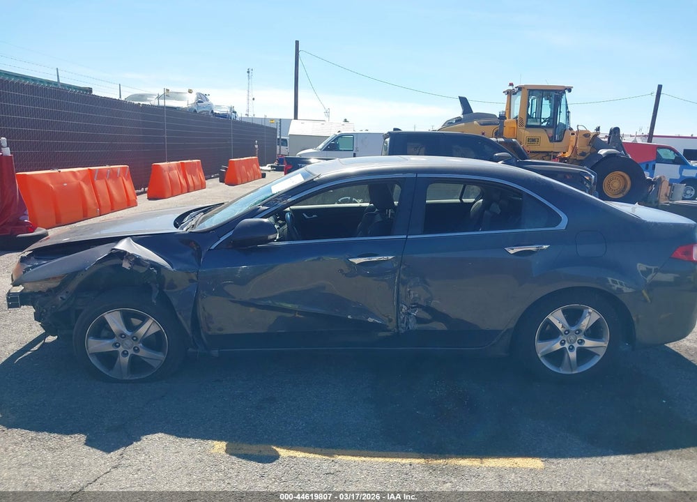 2013 ACURA TSX 2.4 VIN: JH4CU2F64DC005715