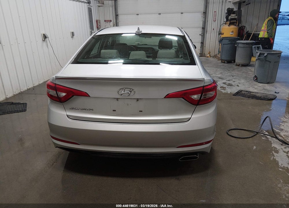 2017 HYUNDAI SONATA VIN: 5NPE24AF8HH574550
