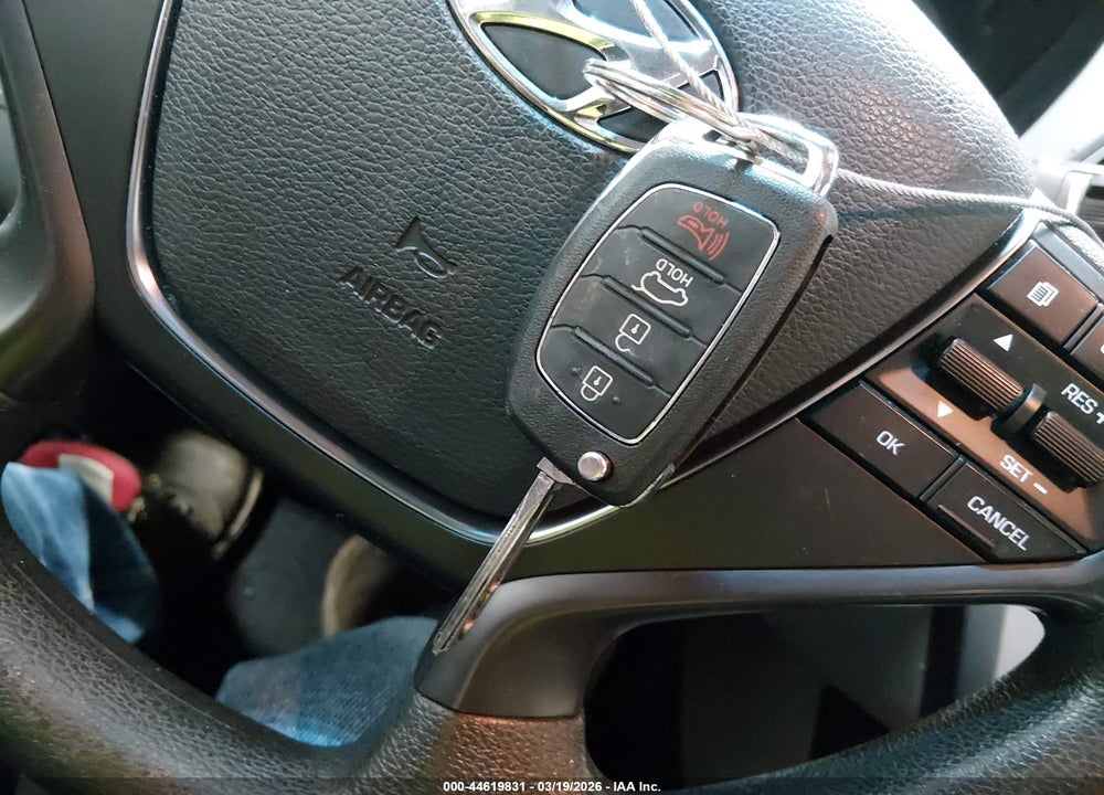 2017 HYUNDAI SONATA VIN: 5NPE24AF8HH574550