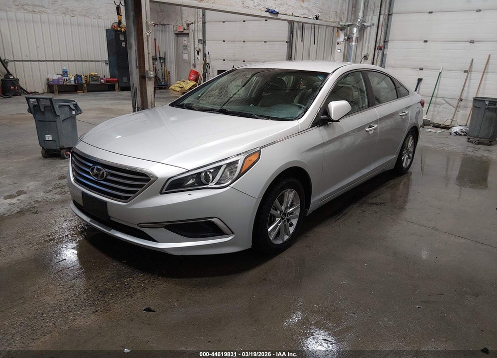 2017 HYUNDAI SONATA VIN: 5NPE24AF8HH574550
