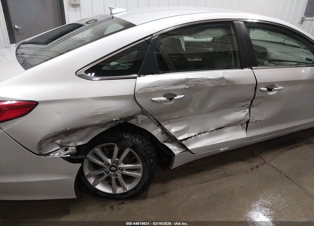 2017 HYUNDAI SONATA VIN: 5NPE24AF8HH574550