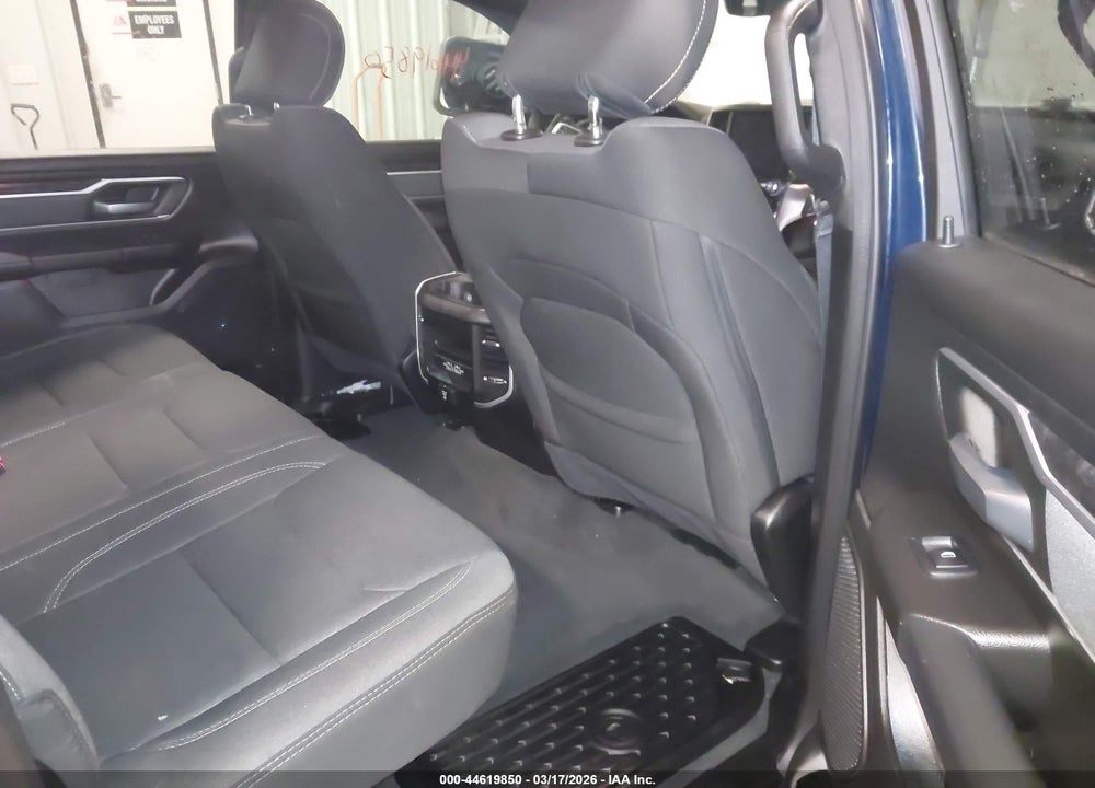 2022 RAM 1500 BIG HORN  4X4 5'7 BOX VIN: 1C6SRFFT3NN458118