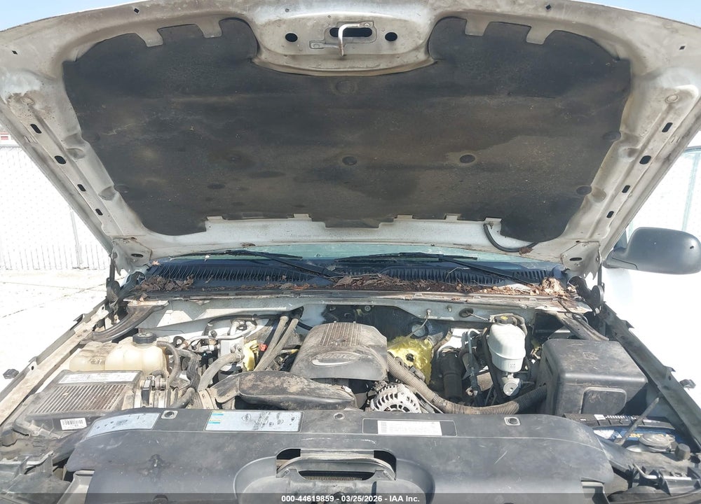 2004 CHEVROLET SILVERADO 2500HD WORK TRUCK VIN: 1GCHK24U74E192712
