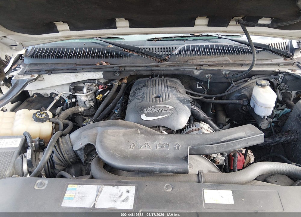 2002 CHEVROLET TAHOE LS VIN: 1GNEK13Z82R240242