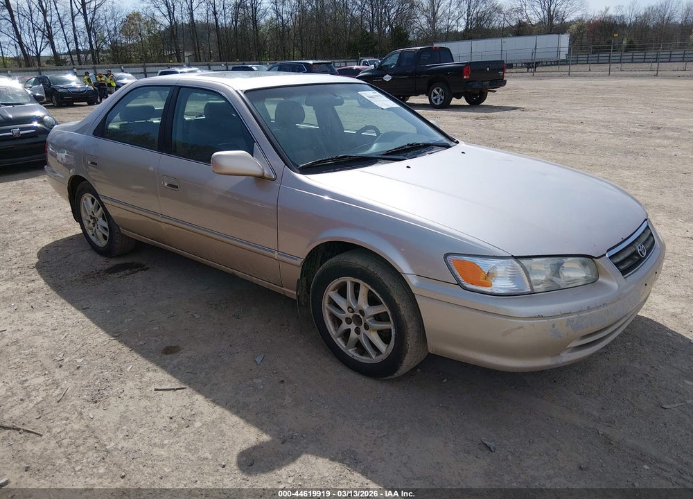 2001 TOYOTA CAMRY XLE V6 VIN: 4T1BF28K01U962278