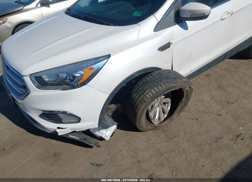 2017 FORD ESCAPE TITANIUM VIN: 1FMCU9J94HUE86847