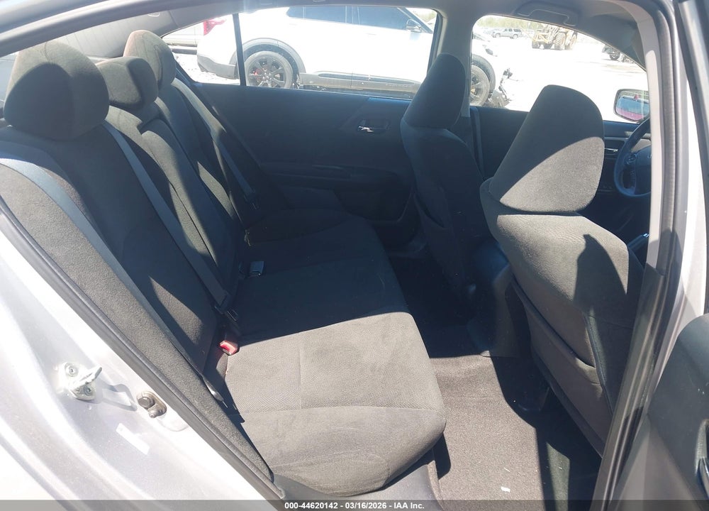 2013 HONDA ACCORD LX VIN: 1HGCR2F35DA130860