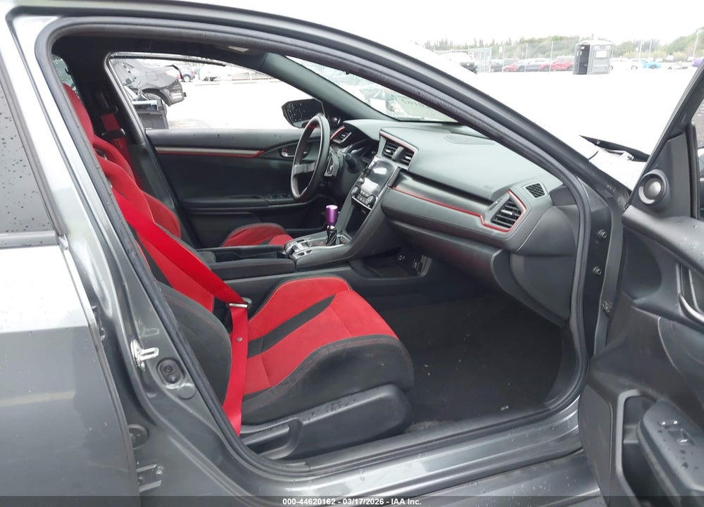 2019 HONDA CIVIC TYPE R TOURING VIN: SHHFK8G77KU203671