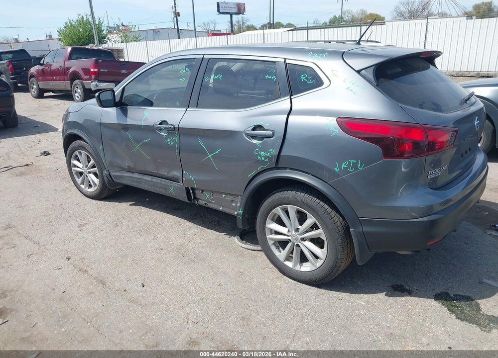 2018 NISSAN ROGUE SPORT S VIN: JN1BJ1CP9JW189236
