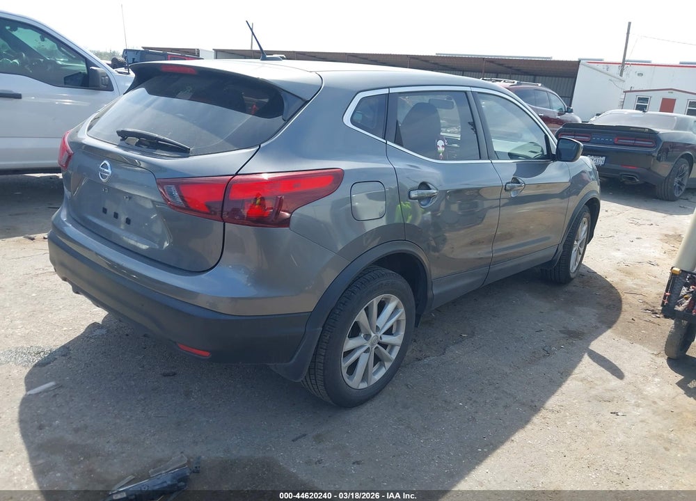 2018 NISSAN ROGUE SPORT S VIN: JN1BJ1CP9JW189236