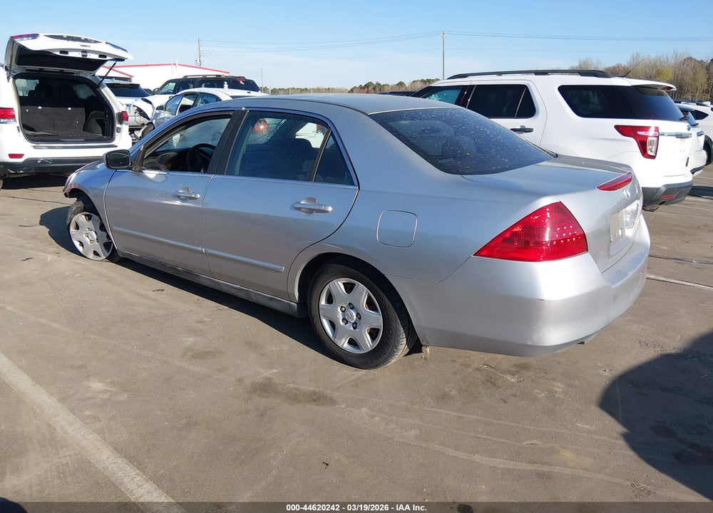 2007 HONDA ACCORD 2.4 LX VIN: 1HGCM56467A067894