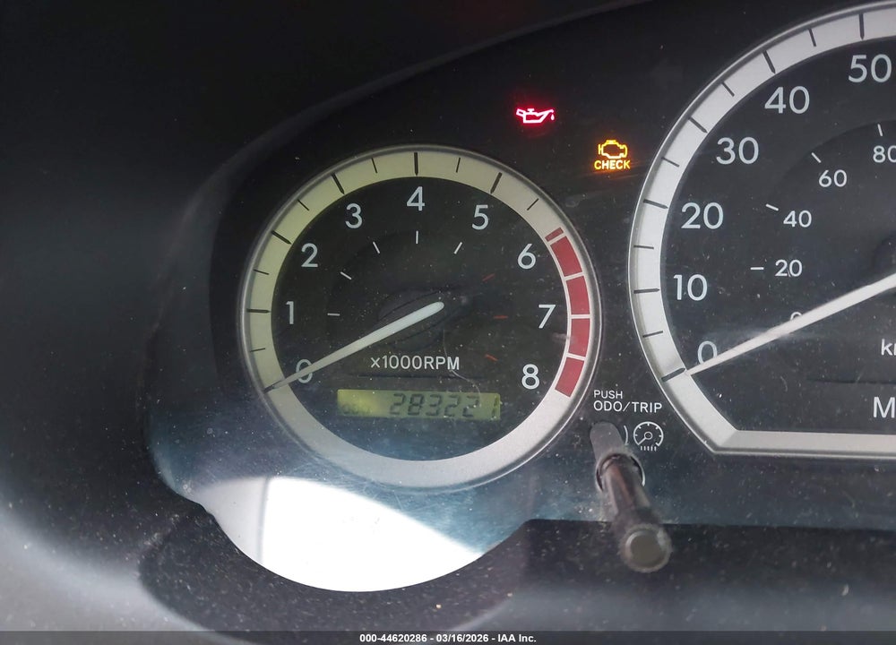 2005 TOYOTA SIENNA XLE VIN: 5TDZA22C15S235356