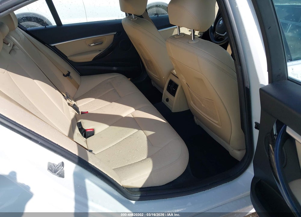 2017 BMW 330I XDRIVE VIN: WBA8D9G3XHNU62010