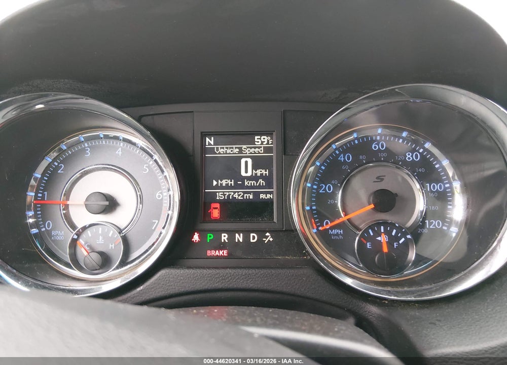 2016 CHRYSLER TOWN & COUNTRY S VIN: 2C4RC1HG2GR247655