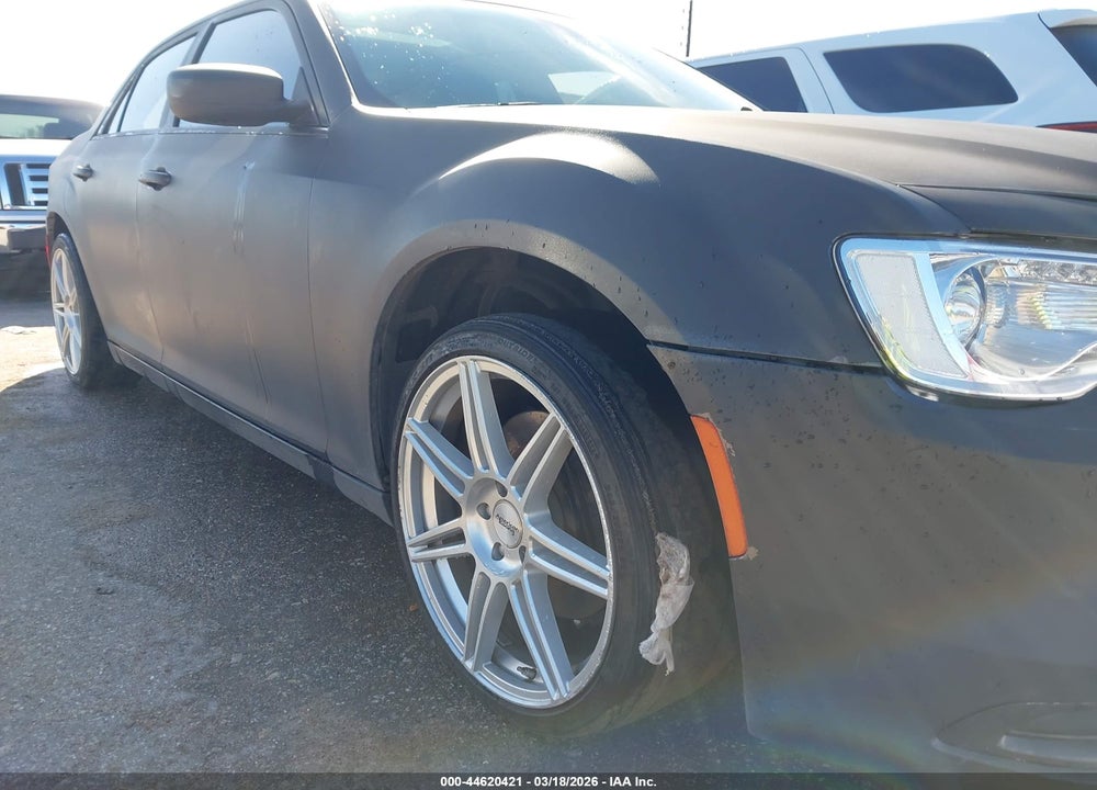 2015 CHRYSLER 300 TOURING VIN: 2C3CCARG8FH873028