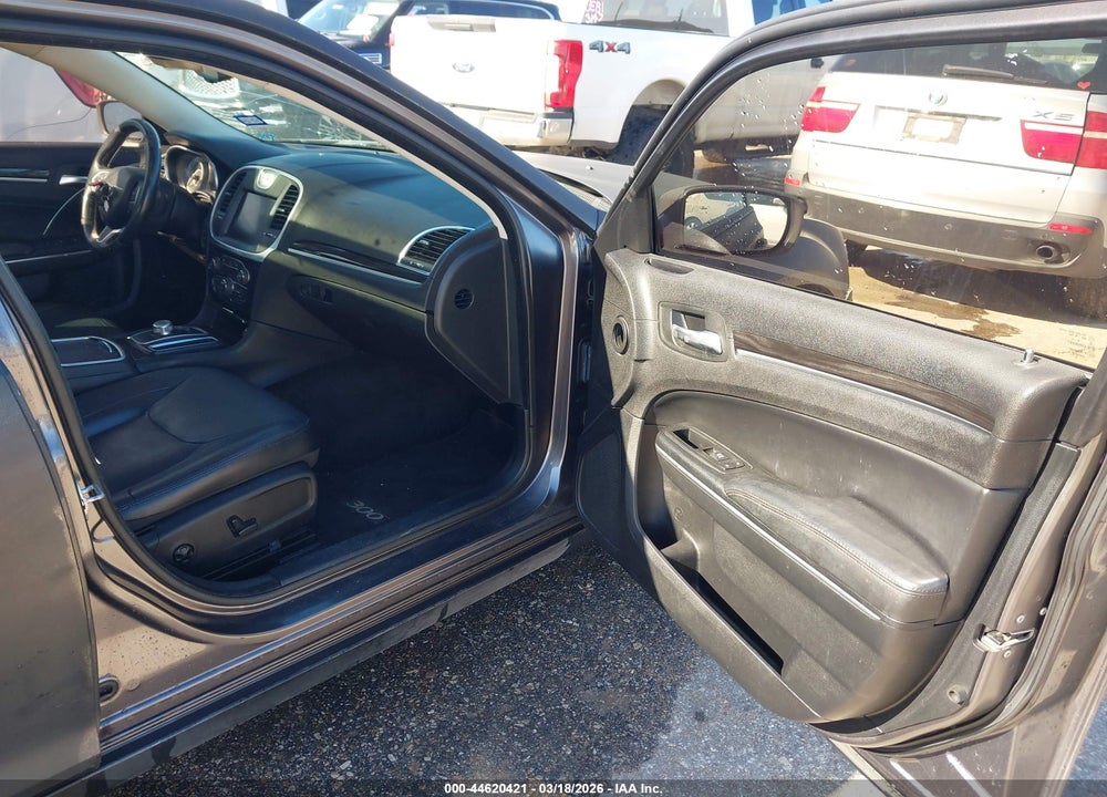 2015 CHRYSLER 300 TOURING VIN: 2C3CCARG8FH873028