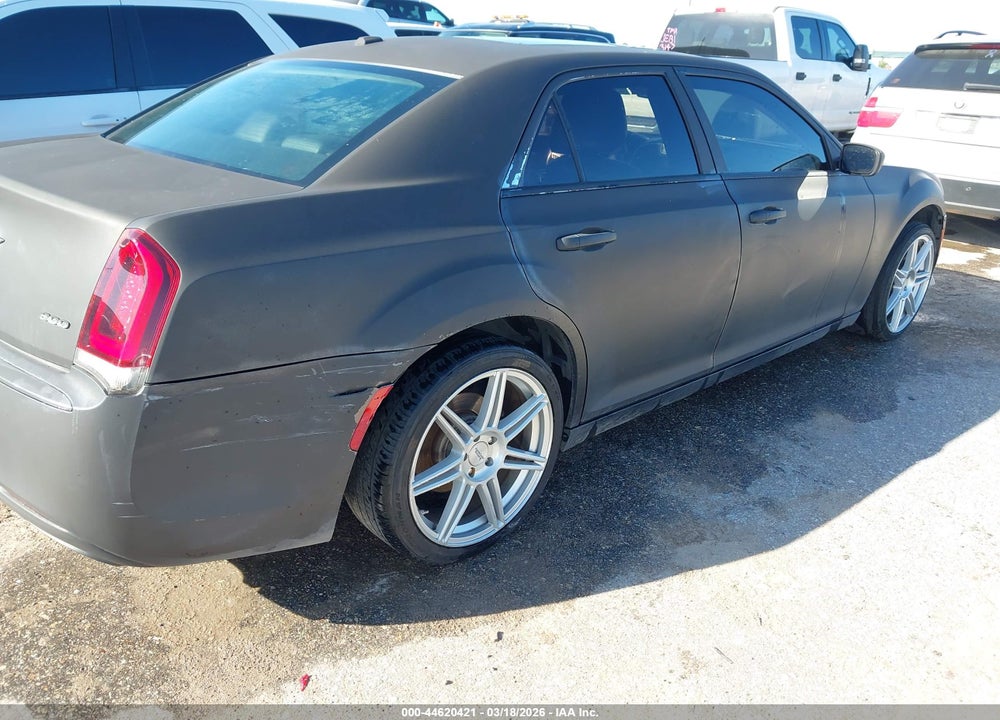 2015 CHRYSLER 300 TOURING VIN: 2C3CCARG8FH873028