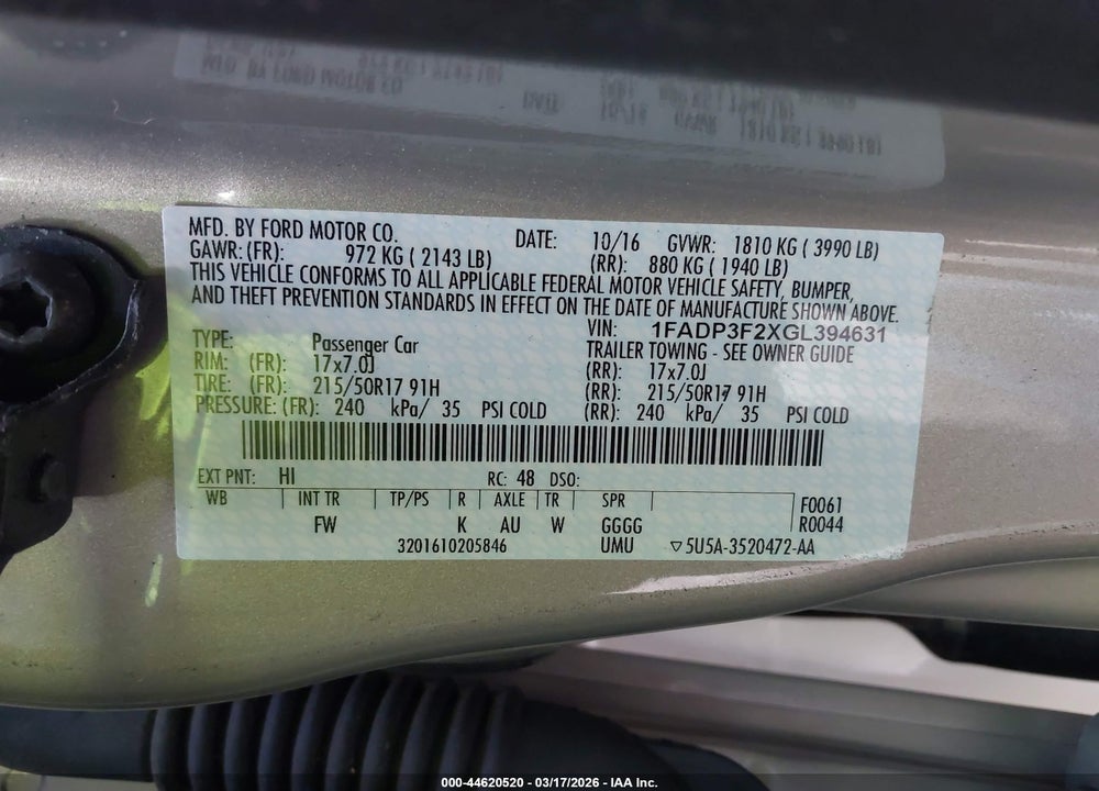 2016 FORD FOCUS SE VIN: 1FADP3F2XGL394631