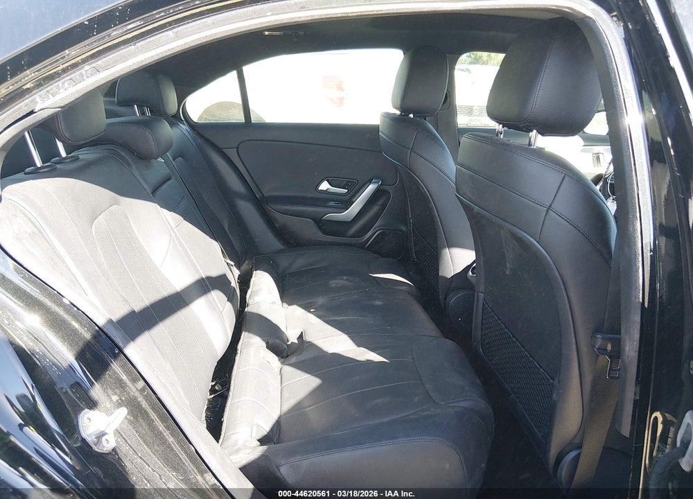2019 MERCEDES-BENZ A 220 VIN: WDD3G4EB9KW001387