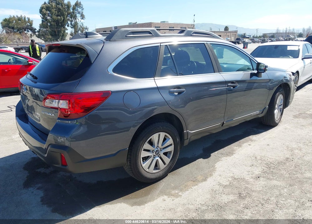2019 SUBARU OUTBACK 2.5I PREMIUM VIN: 4S4BSAFC3K3383326