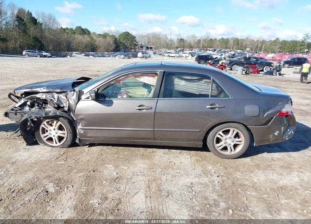 2007 HONDA ACCORD 2.4 EX VIN: 1HGCM56757A015005