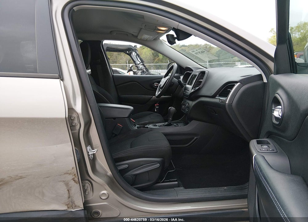 2021 JEEP CHEROKEE LATITUDE FWD VIN: 1C4PJLCB4MD155367