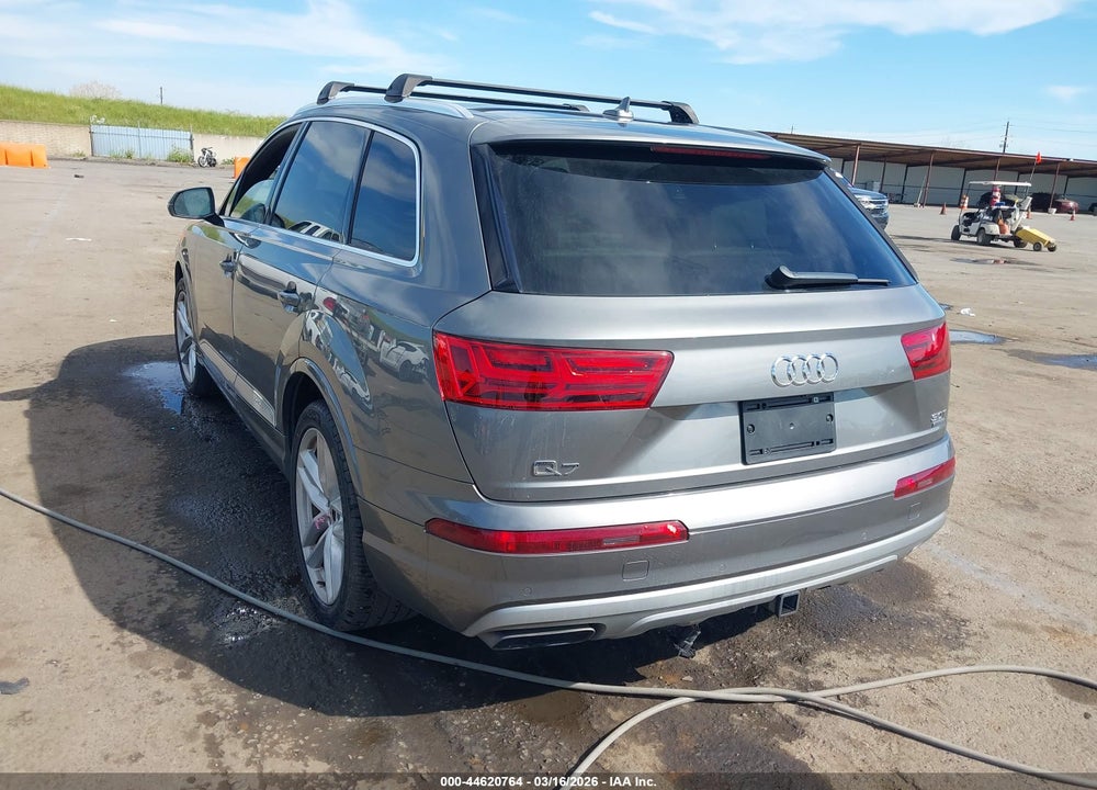 2017 AUDI Q7 3.0T PREMIUM VIN: WA1VAAF7XHD027850