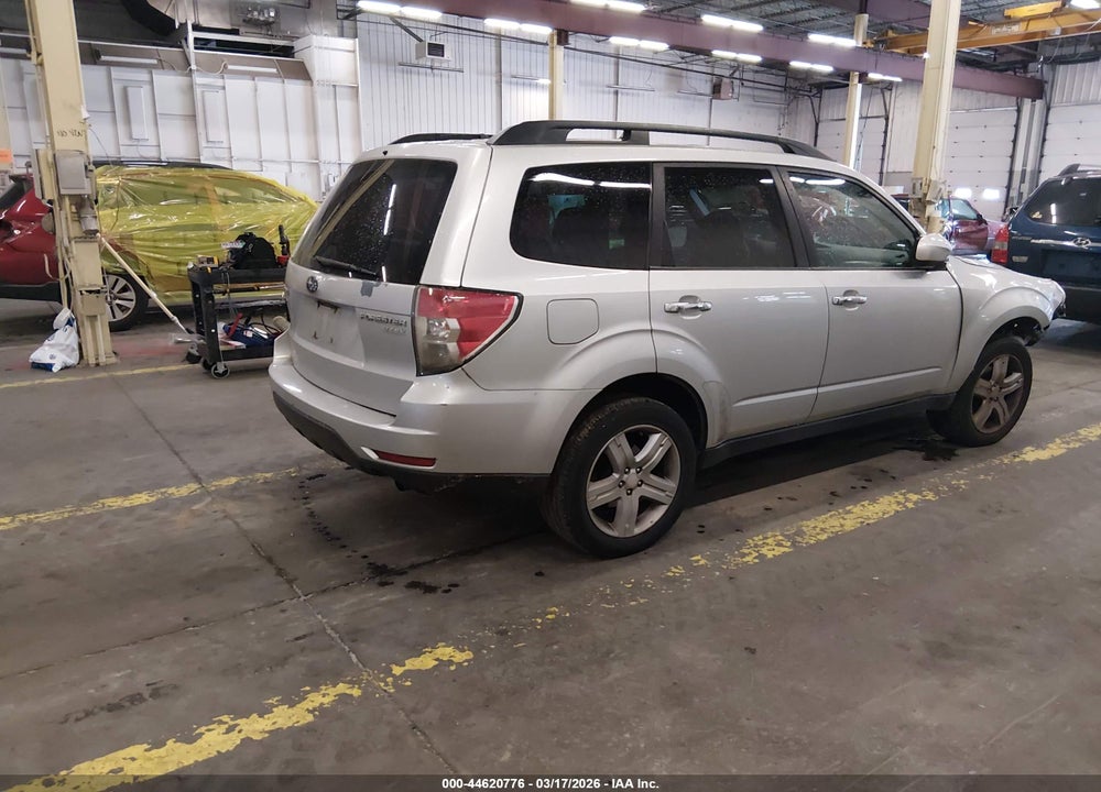 2010 SUBARU FORESTER 2.5X PREMIUM VIN: JF2SH6CC7AH735198