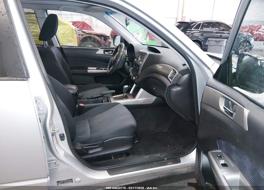 2010 SUBARU FORESTER 2.5X PREMIUM VIN: JF2SH6CC7AH735198